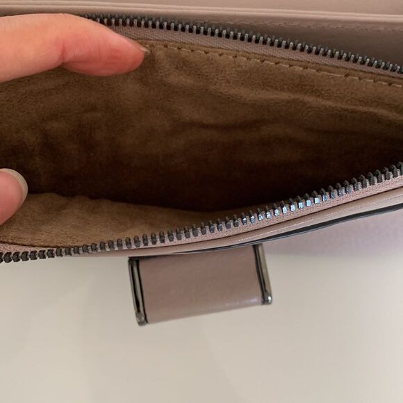 Mackage Zoey-C Leather Envelope clutch/crossbody with Gunmetal Chain Bag - Picture 8 of 12